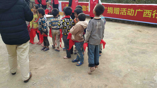 超凡国际品牌日记|“百得有爱•助学圆梦”万校更新公益活动第四站