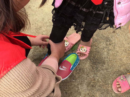 超凡国际品牌日记|“百得有爱•助学圆梦”万校更新公益活动第四站