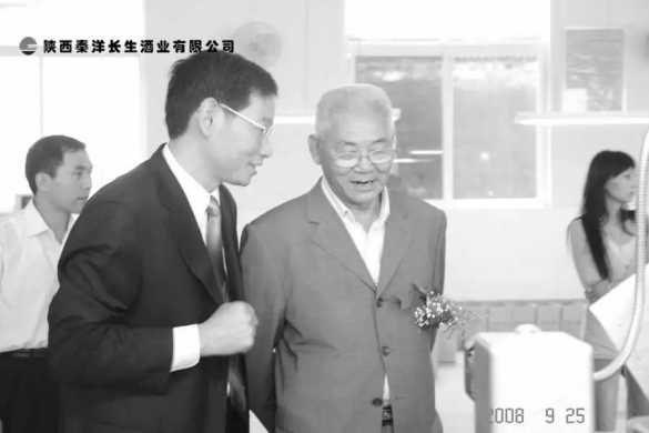 超凡国际品牌人物|深切缅怀著名白酒专家于桥先生