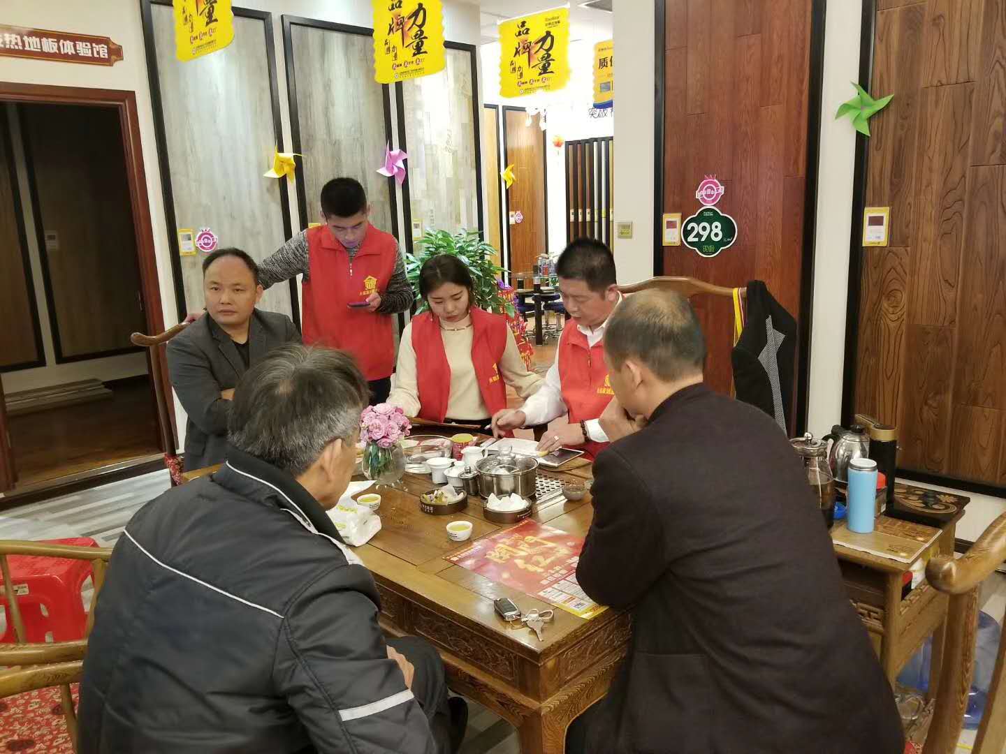超凡国际品牌日记|荣事达地板优秀品质征服消费者，多地捷报频传