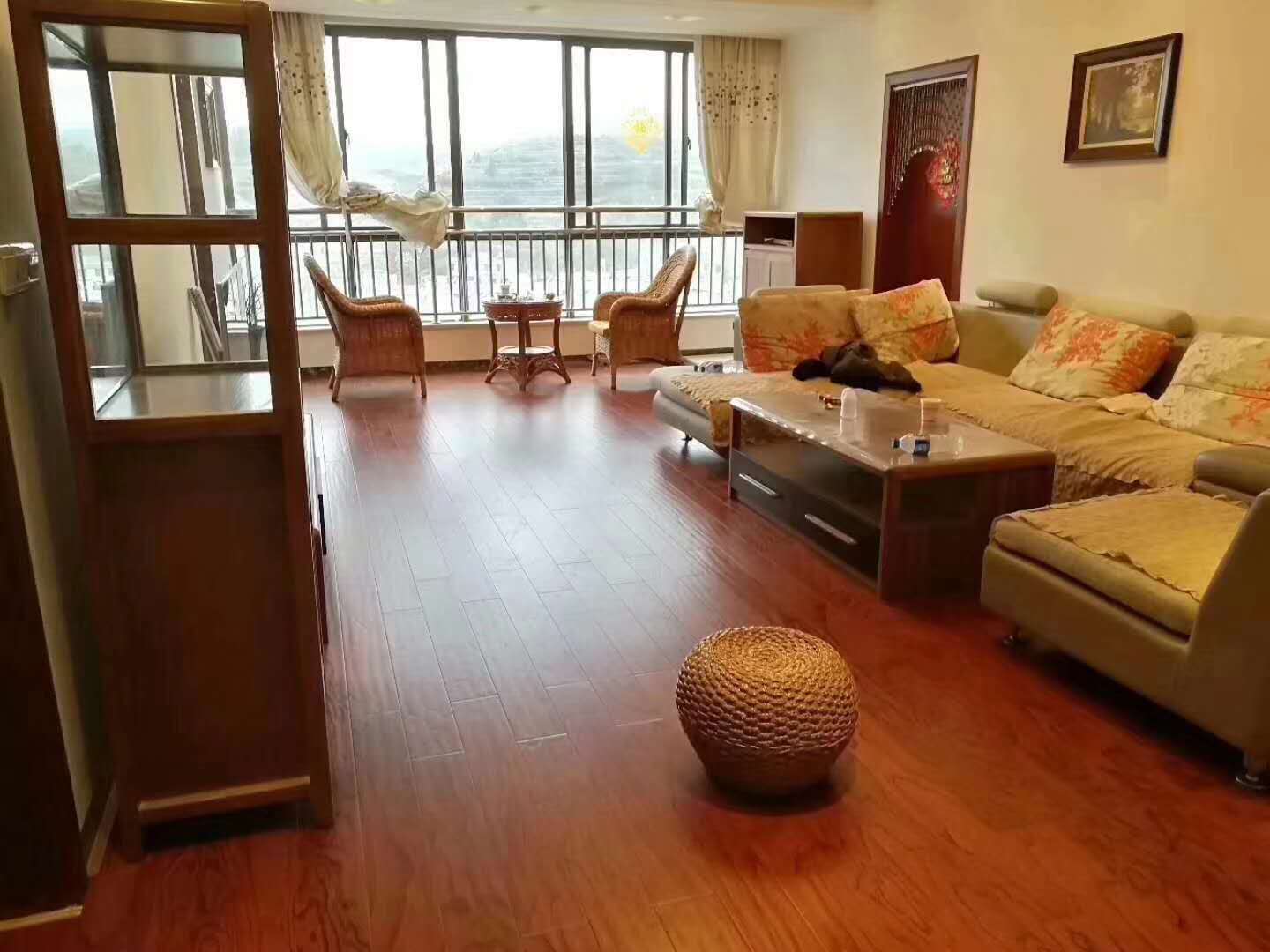 超凡国际品牌日记|荣事达地板优秀品质征服消费者，多地捷报频传