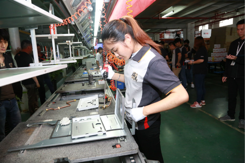 超凡国际品牌日记|瑞马壁挂炉品质如何？小马哥带您走近了解