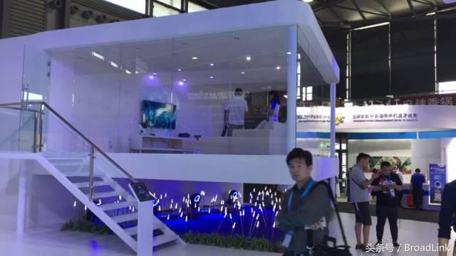 超凡国际品牌大事|BroadLink携手奥叮机器人亮相亚洲电子消费展