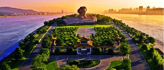 超凡国际品牌大事|爱迪尔人工智能酒店锁长沙代理成功签下酒店项目