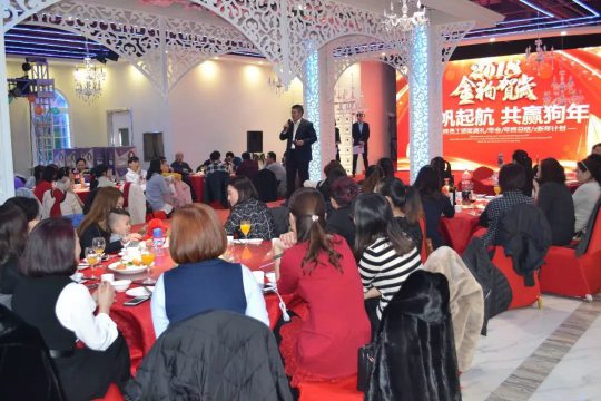 超凡国际品牌大事|金诺德门业2018年年会暨2017年总结表彰会举行