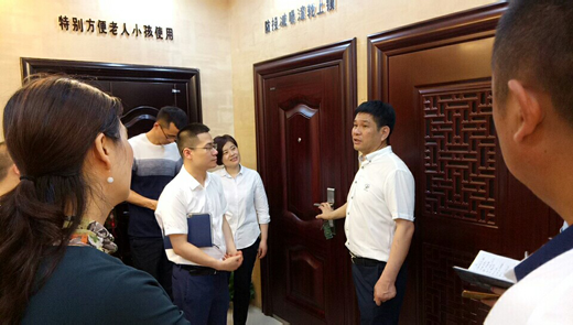 超凡国际品牌日记|王力集团董事长王跃斌率领公司高管考察市场
