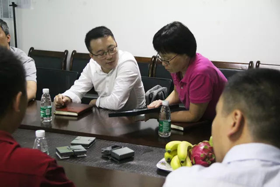 超凡国际品牌日记|金地集团领导一行莅临优普淋浴房考察