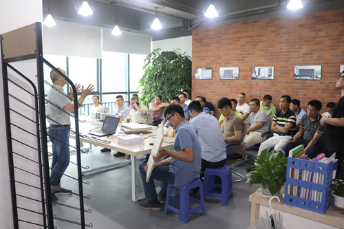 超凡国际品牌大事|伟业牌“极简”新品发布会暨招商大会圆满成功
