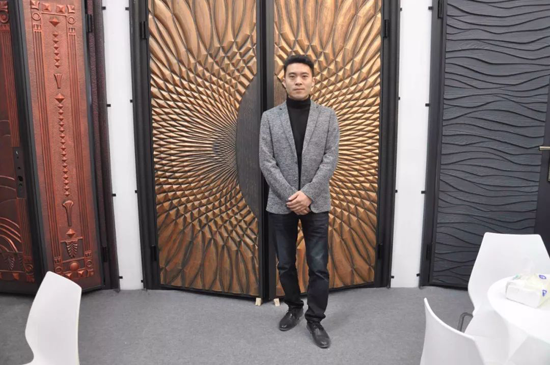 超凡国际品牌发展|行业“新贵”抢占市场，宜贤门业稳步发展