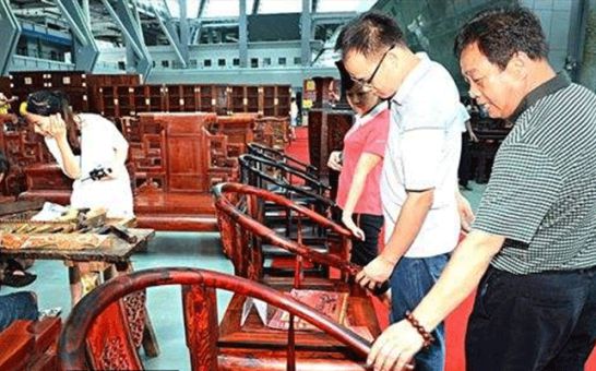 朝韩时间同步 超凡国际 
理念同行 万铭森签约加入材保工程