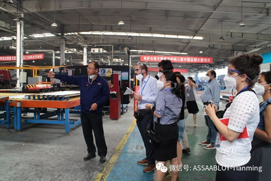 超凡国际品牌大事|中国-瑞士-印度CIS项目走进亚萨合莱天明门业