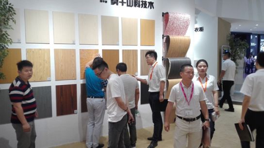 超凡国际品牌大事| 2018建博会莫干山全屋定制闪耀广州，明年再见！