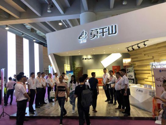超凡国际品牌大事| 2018建博会莫干山全屋定制闪耀广州，明年再见！