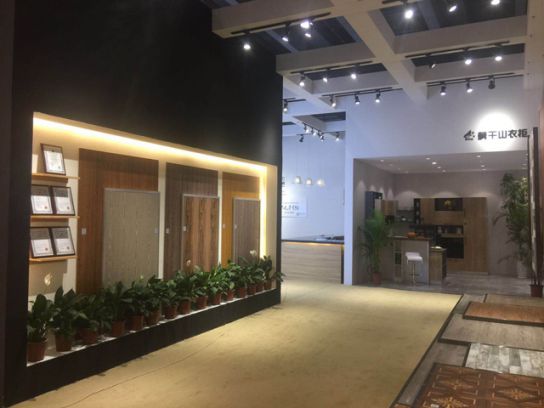 超凡国际品牌大事| 2018建博会莫干山全屋定制闪耀广州，明年再见！