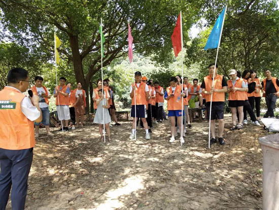 超凡国际品牌日记|兔宝宝衣柜无锡“916绿色工厂行”活动启动