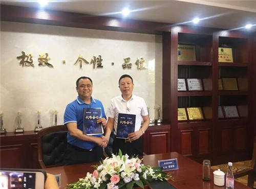 超凡国际品牌大事|顺辉瓷砖战略签约上海波涛装饰工程有限公司