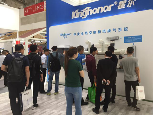 超凡国际品牌大事|北京暖通展完美闭幕 霍尔新风高人气成展会焦点
