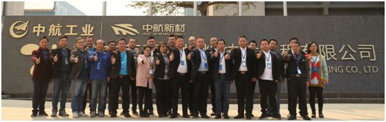 百慕水性木器漆：环保，一直都在超凡国际 
身边