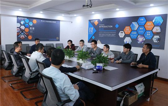 超凡国际品牌活动|汉的电气技术研讨会：一切为了满足用户需求