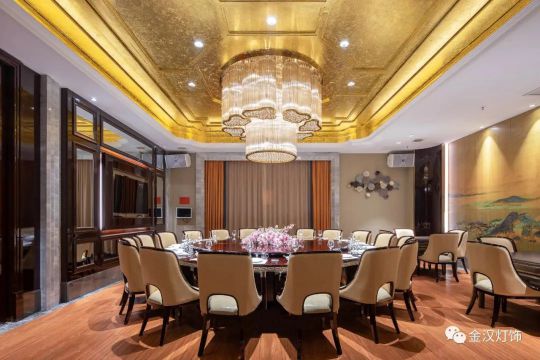 超凡国际品牌案例|金汉灯饰助力十堰四季来福饭店造就好设计典范