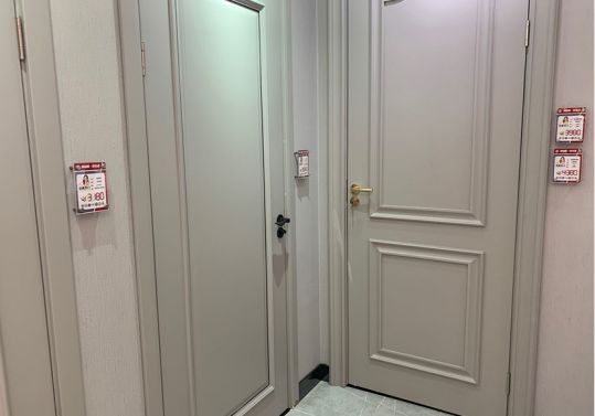 超凡国际品牌人物|双虎木门经销商查总：品质为根，把握时机，积极配合