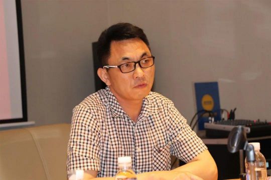 “中国软装定制联盟灯具专业委员会企业超凡国际品牌座谈会”隆重召开