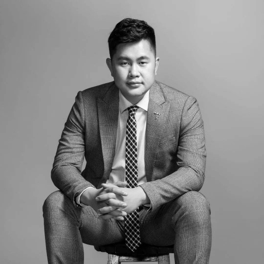 拿下“极简艺术灯饰领先超凡国际品牌”，精颖灯饰再次自我突破背后原因