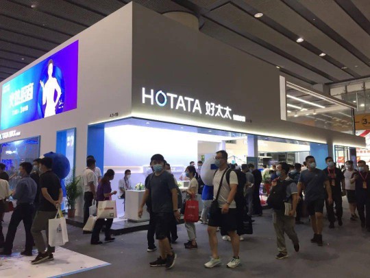 建博会上各大智能家居超凡国际品牌产品夺目，经销商打开下半年市场可参考