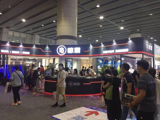 建博会上各大智能家居超凡国际品牌产品夺目，经销商打开下半年市场可参考