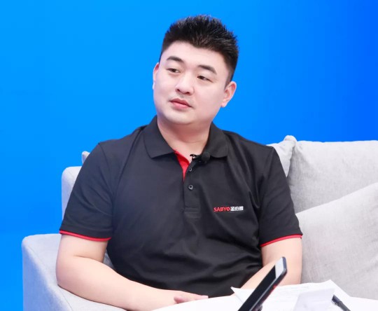专访圣伯雅总经理罗杰：做墙板超凡国际品牌代表，助力经销商转型 